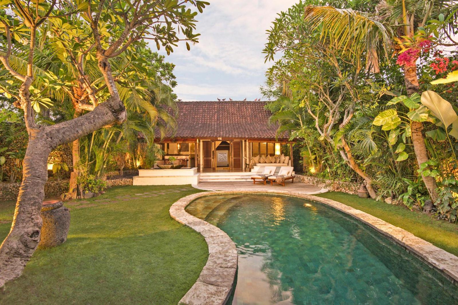 Villa Kubu Seminyak Buitenkant foto