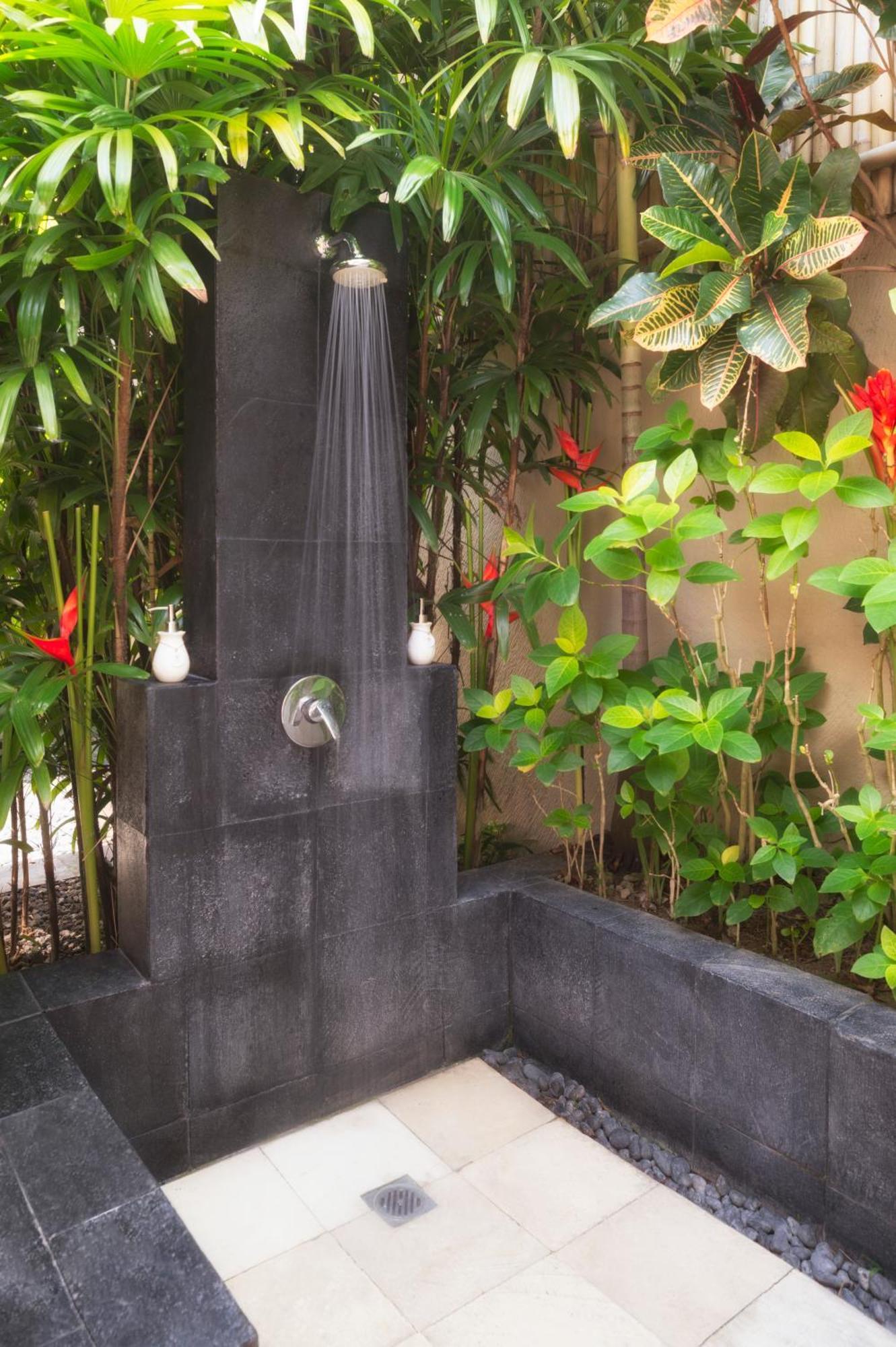 Villa Kubu Seminyak Buitenkant foto