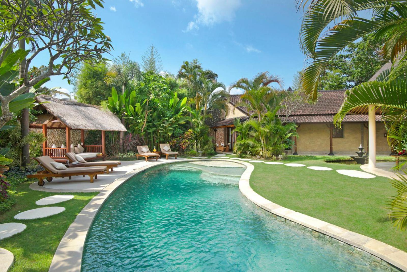Villa Kubu Seminyak Buitenkant foto