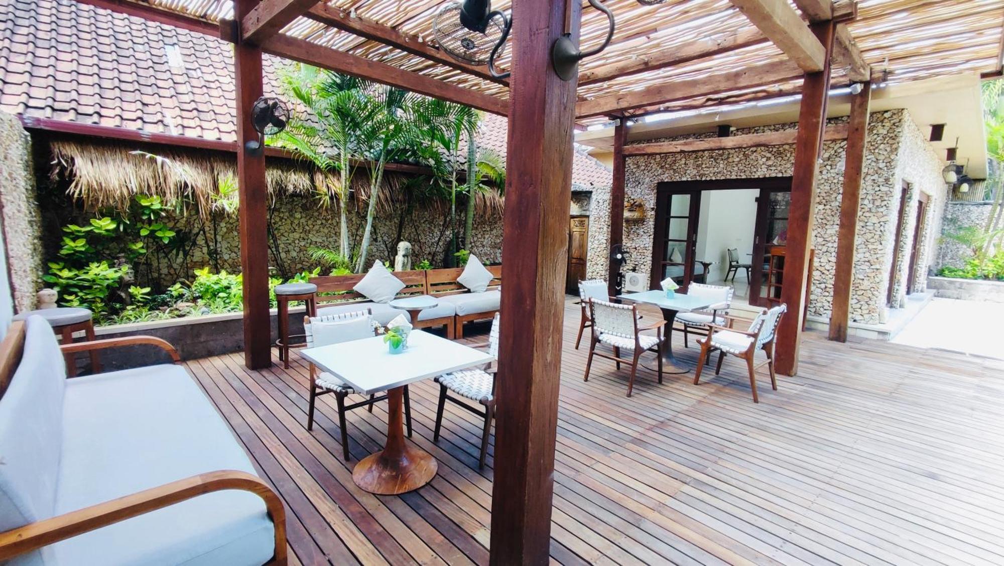 Villa Kubu Seminyak Buitenkant foto